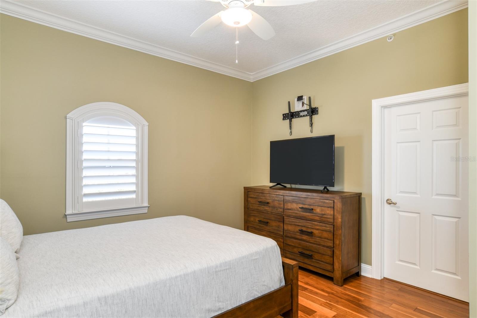 SUNSET HARBOR - Residential