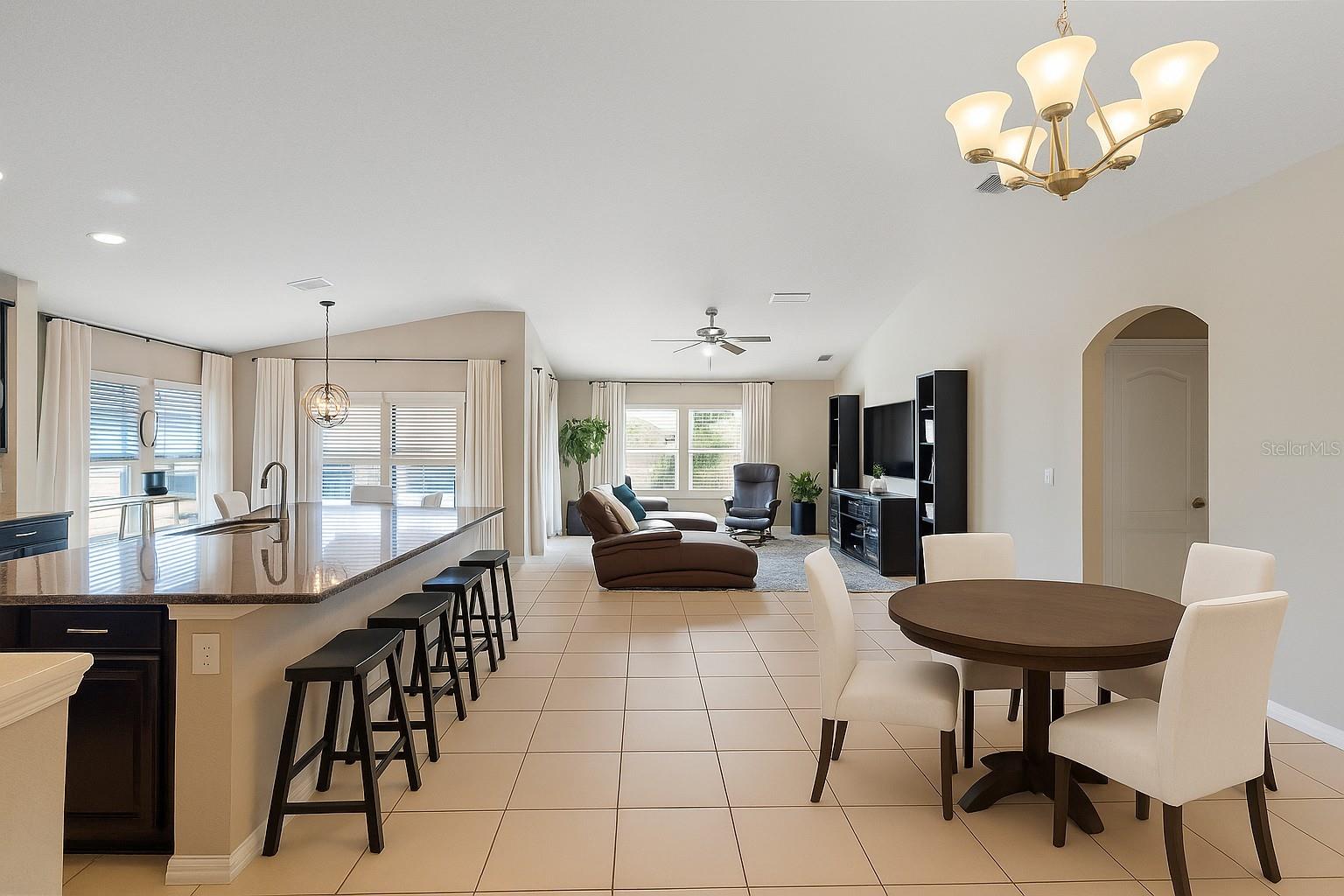 COUNTRYWALK UNS 4 & 5 PH 4 - Residential