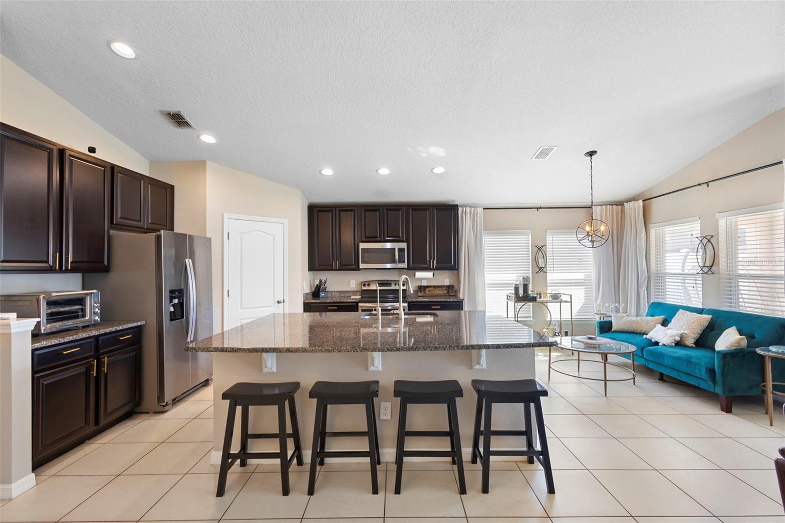 COUNTRYWALK UNS 4 & 5 PH 4 - Residential