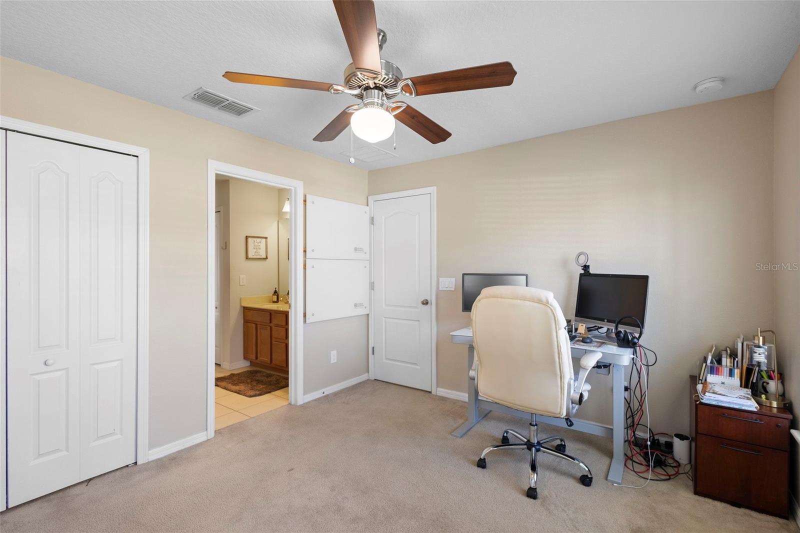 COUNTRYWALK UNS 4 & 5 PH 4 - Residential