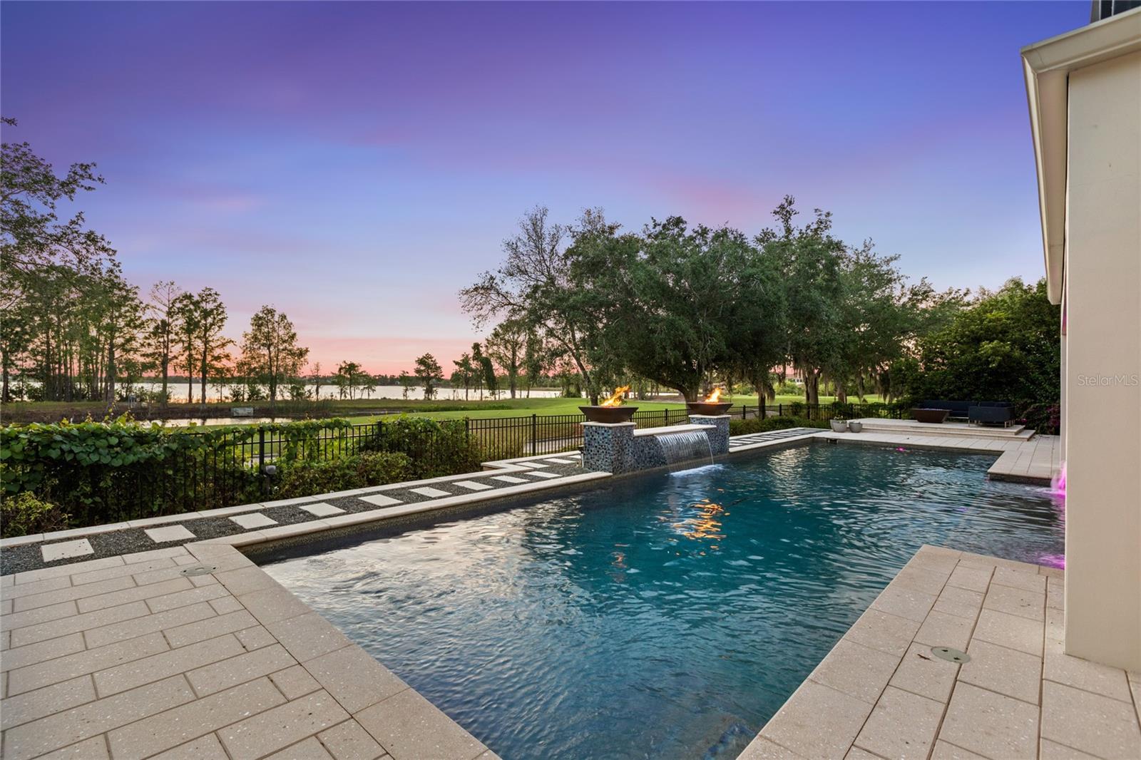 11255 MACAW CT