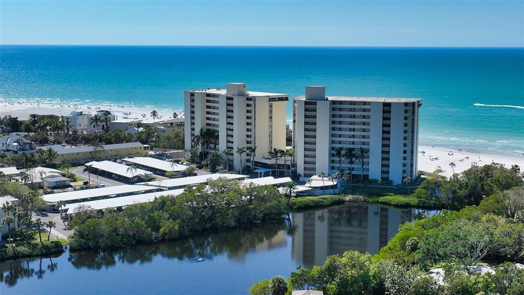 Photo of 19 Whispering Sands Drive #1105, Sarasota, FL 34242 (MLS # A4664923)