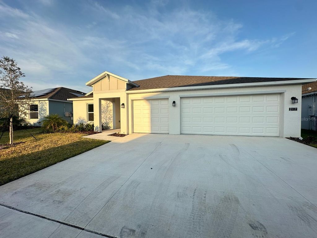 Photo of 2117 Lasso Loop, Eagle Lake, FL 33839 (MLS # S5139749)