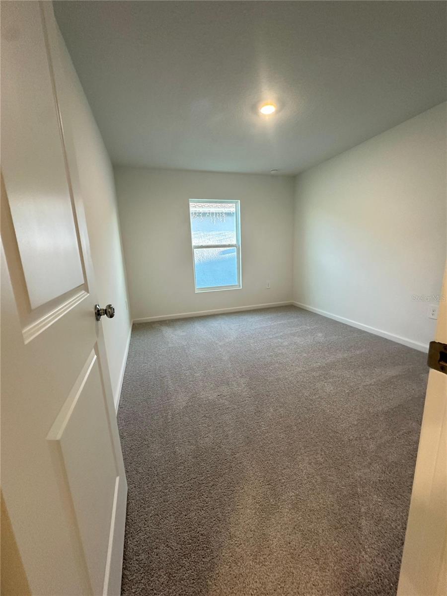 RANCHES/LK MCLEOD I - Residential Lease