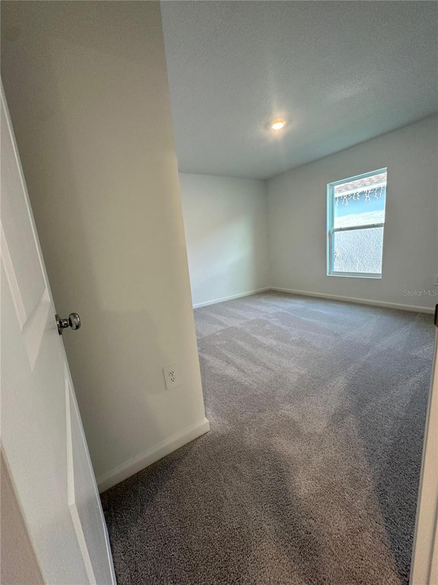 RANCHES/LK MCLEOD I - Residential Lease