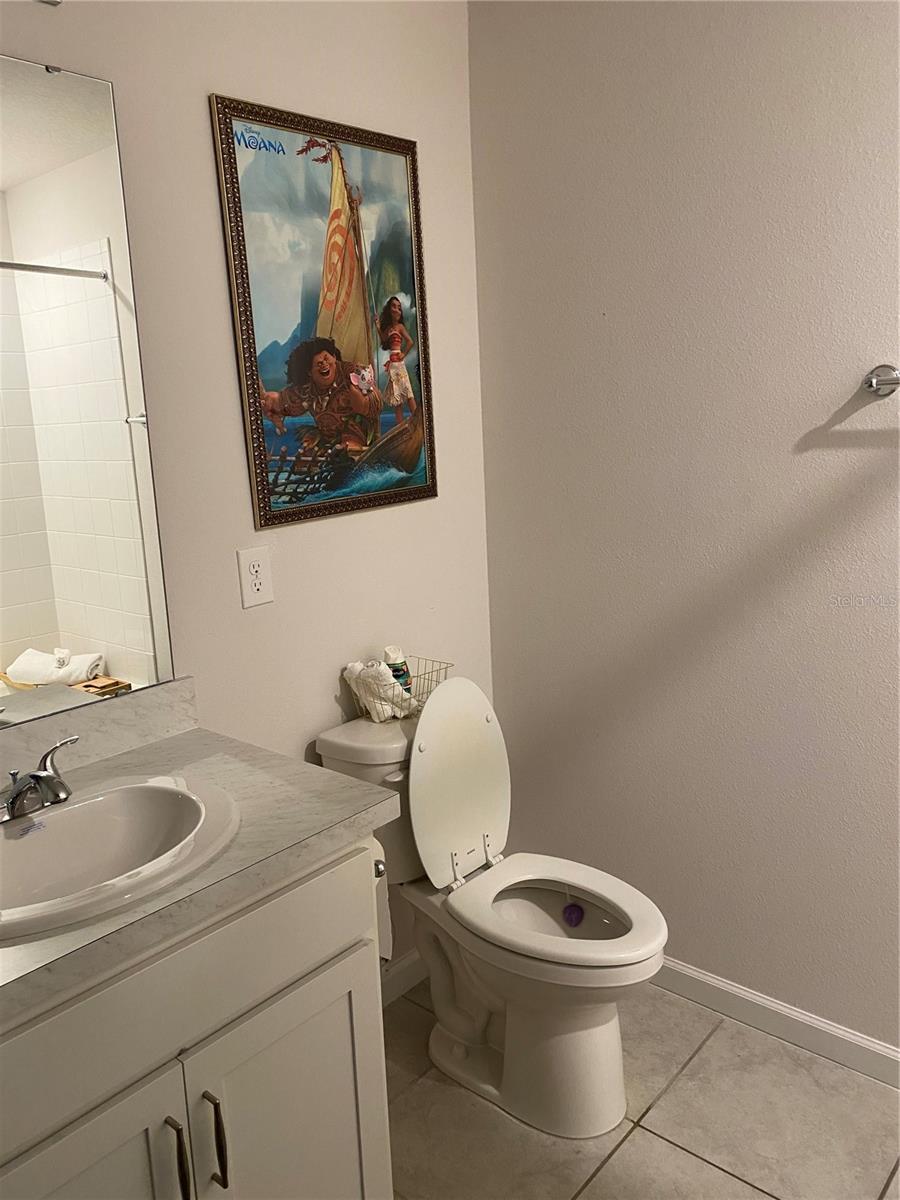 FOREST LAKE PH I - Residential Lease