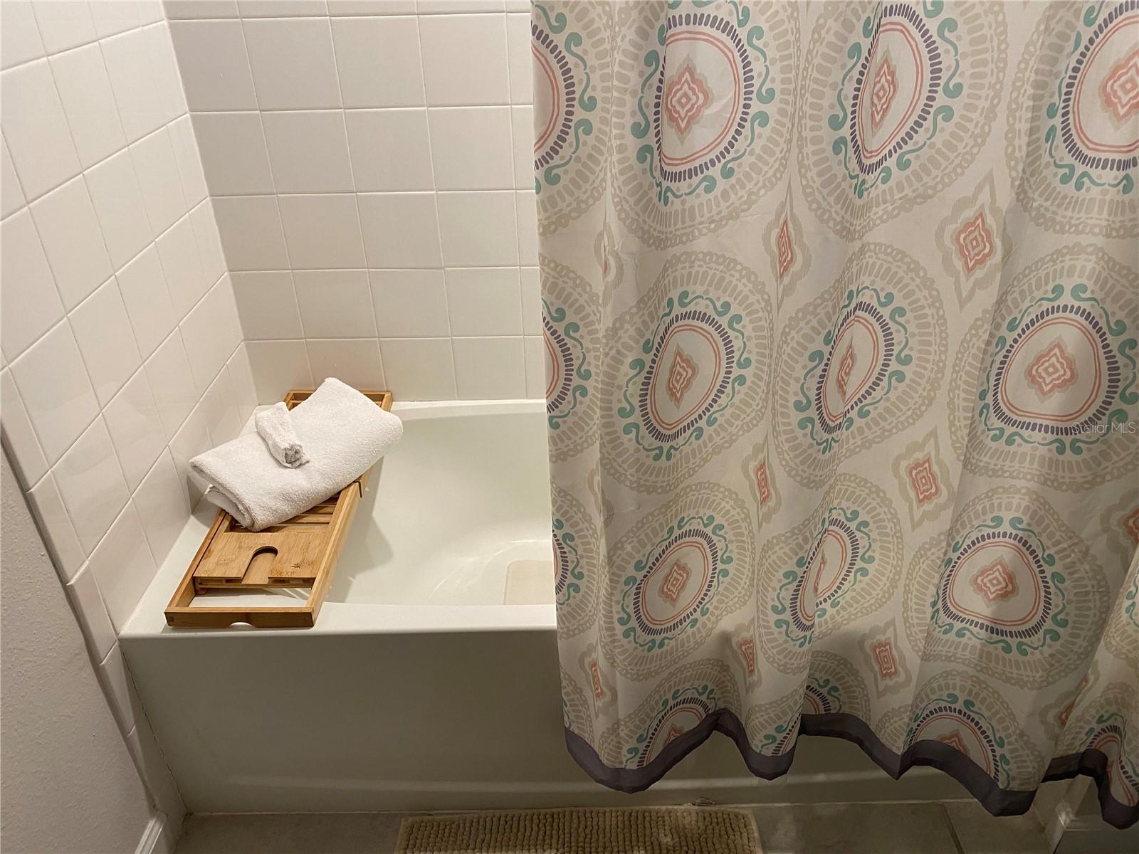 FOREST LAKE PH I - Residential Lease