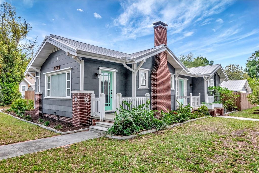 Photo of 1601 E Powhatan Avenue, Tampa, FL 33610 (MLS # TB8498038)