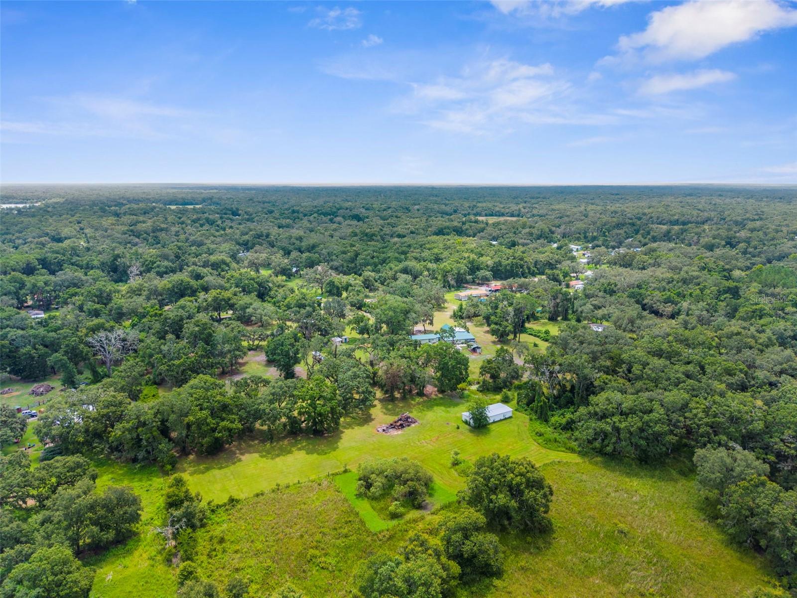 ROYAL OAKS RETREATS - Residential