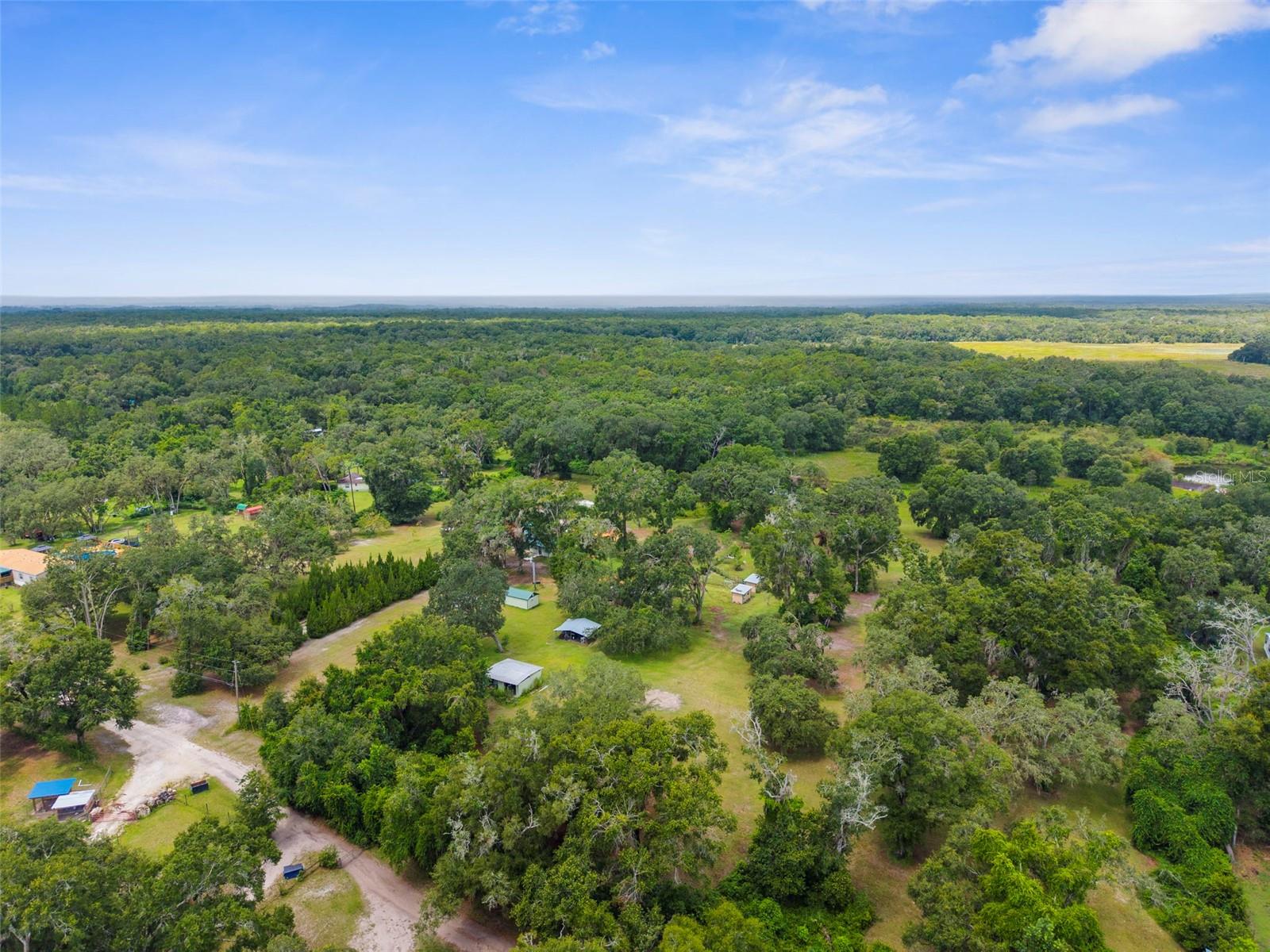 ROYAL OAKS RETREATS - Residential