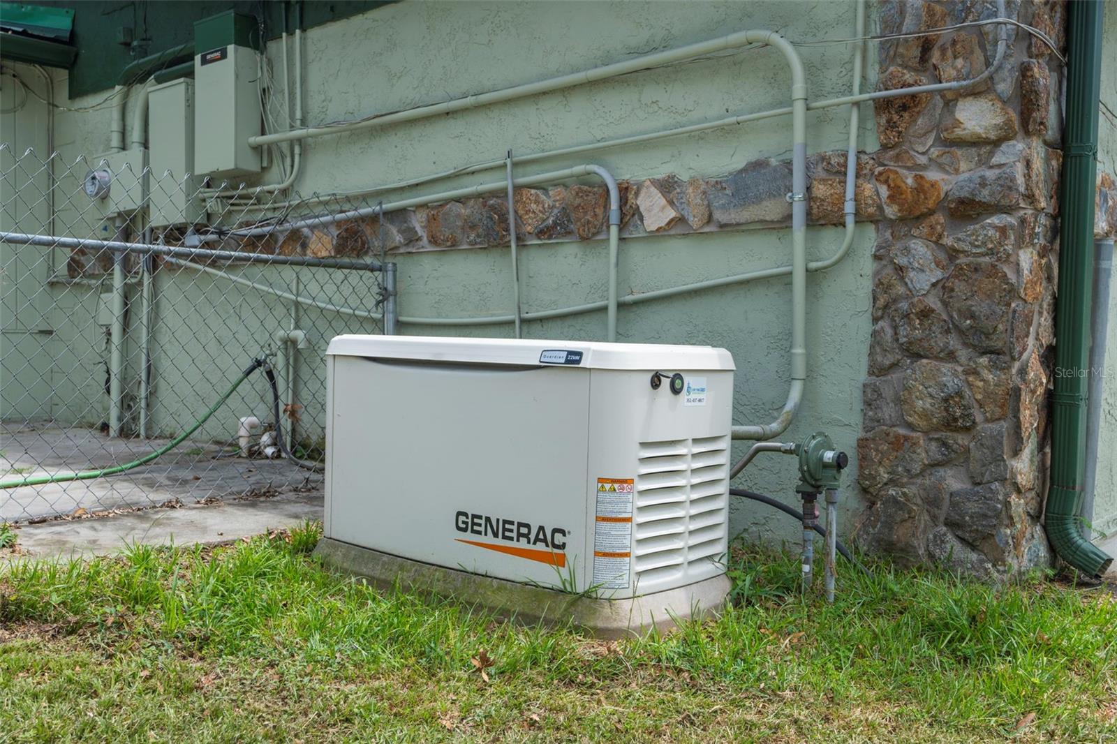 ROYAL OAKS RETREATS - Residential