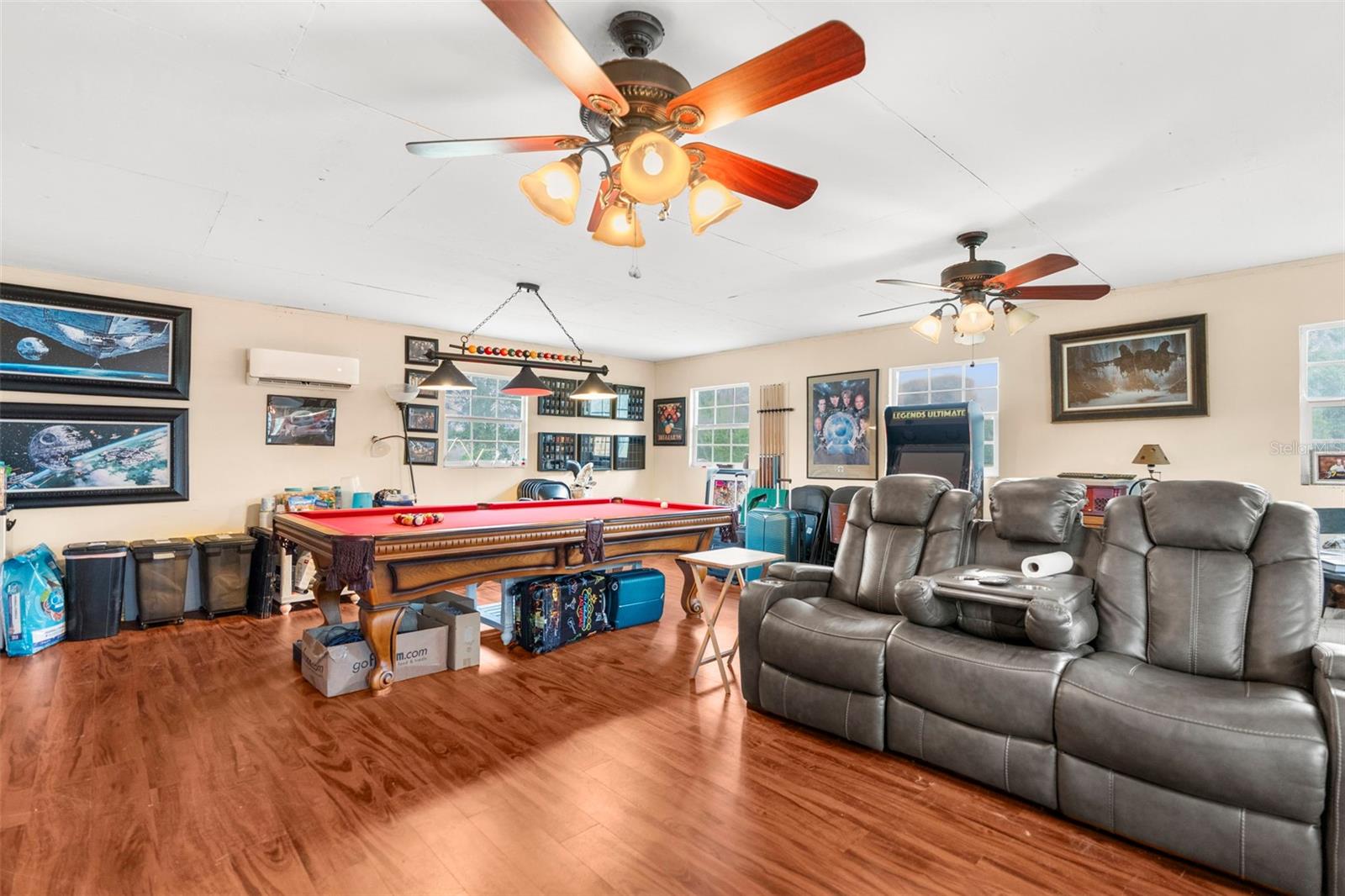 ROYAL OAKS RETREATS - Residential