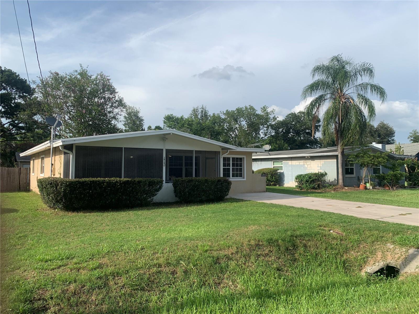 1915 WEEKS AVENUE