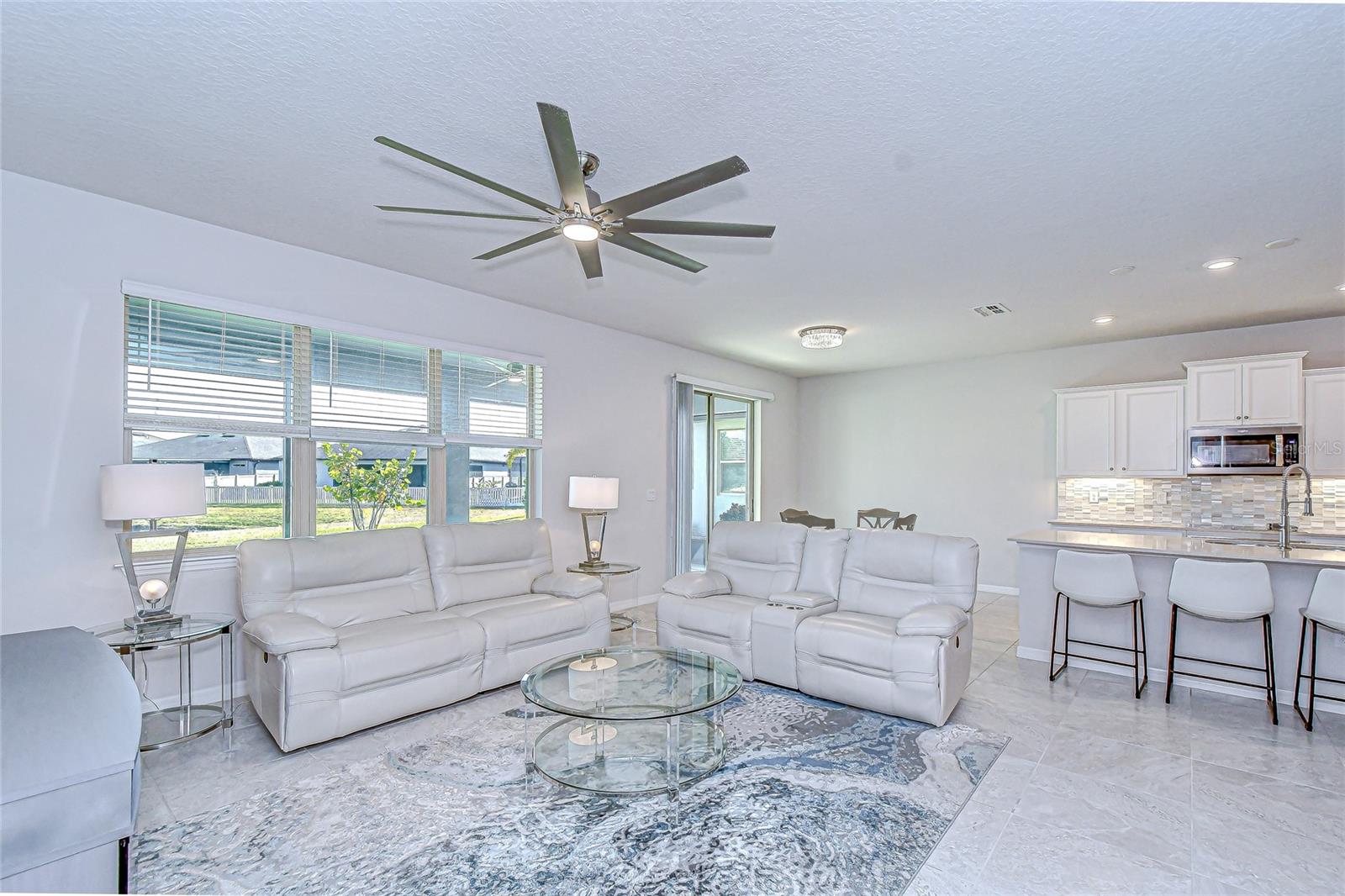 VENTANA GRVS PH 2A - Residential Lease