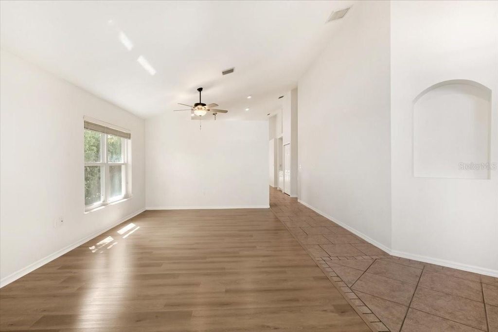 Photo of 6801 Superior Street Circle, Sarasota, FL 34243 (MLS # A4686047)