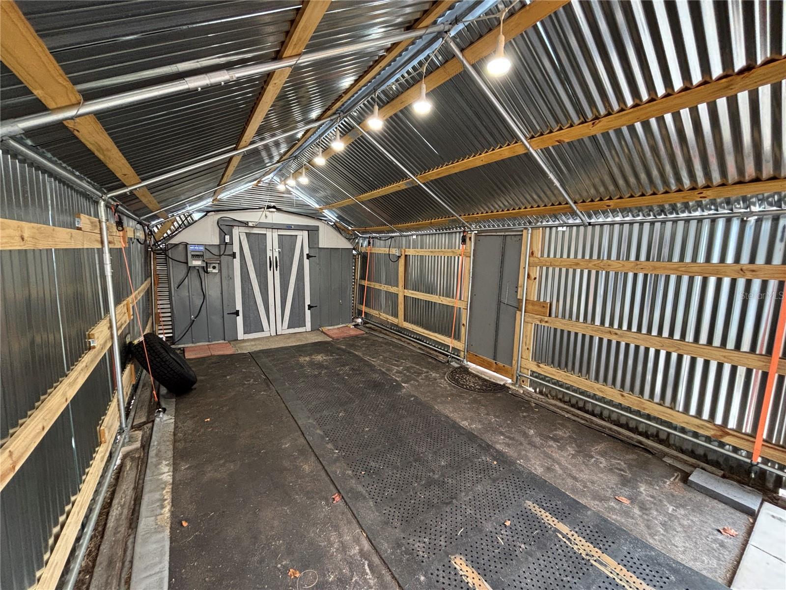 CHIPPEWA CHIEF HAMMOCK - Residential