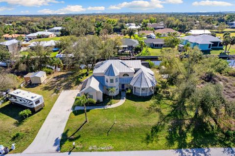 A home in PUNTA GORDA