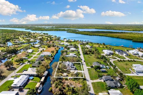 A home in PUNTA GORDA