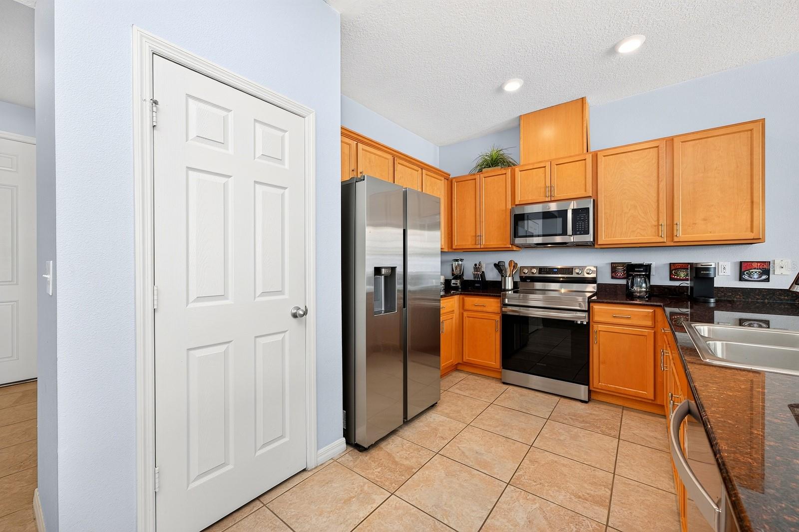 5109 KILLARNEY WAY