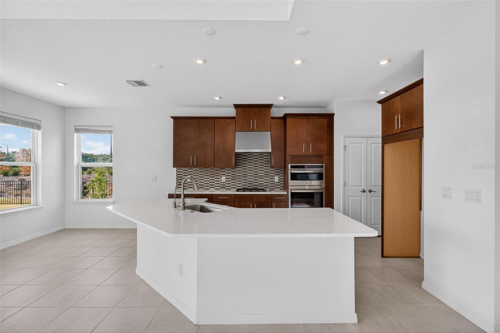 ARTISAN LAKES EAVES BEND PH II SUBPH A, - Residential