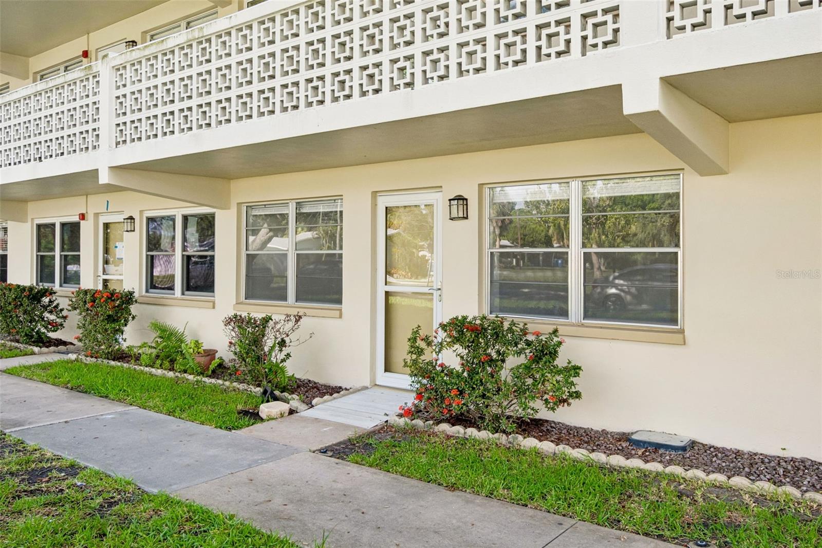 8101 11TH STREET N 125