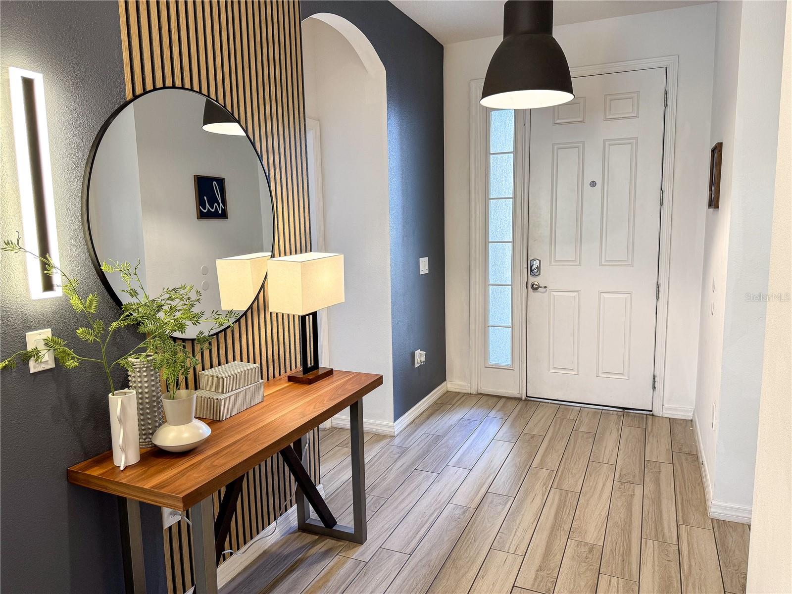 6004 OAK GREEN LOOP