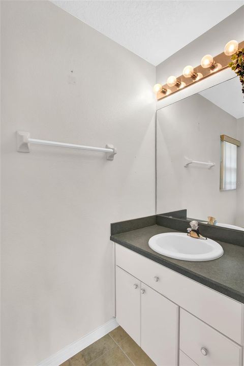 Tiny photo for 5351 Aurora Drive, Leesburg, FL 34748 (MLS # G5102600)