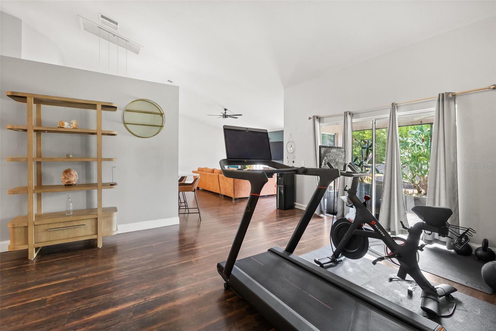 1407 COUNTRYRIDGE PLACE