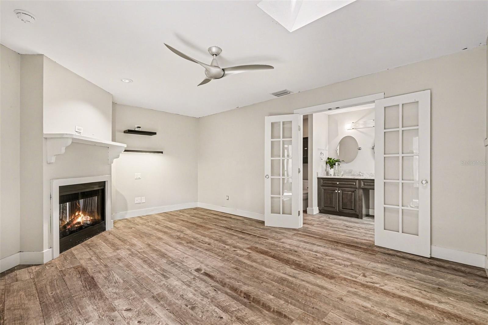 SWEETWATER OAKS II A CONDOMINI - Residential