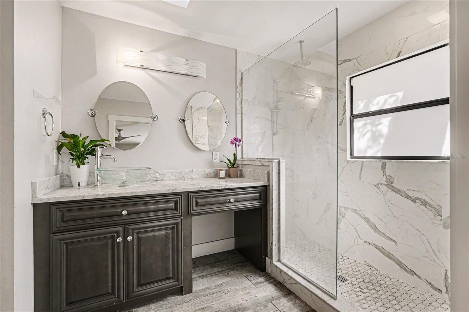 SWEETWATER OAKS II A CONDOMINI - Residential