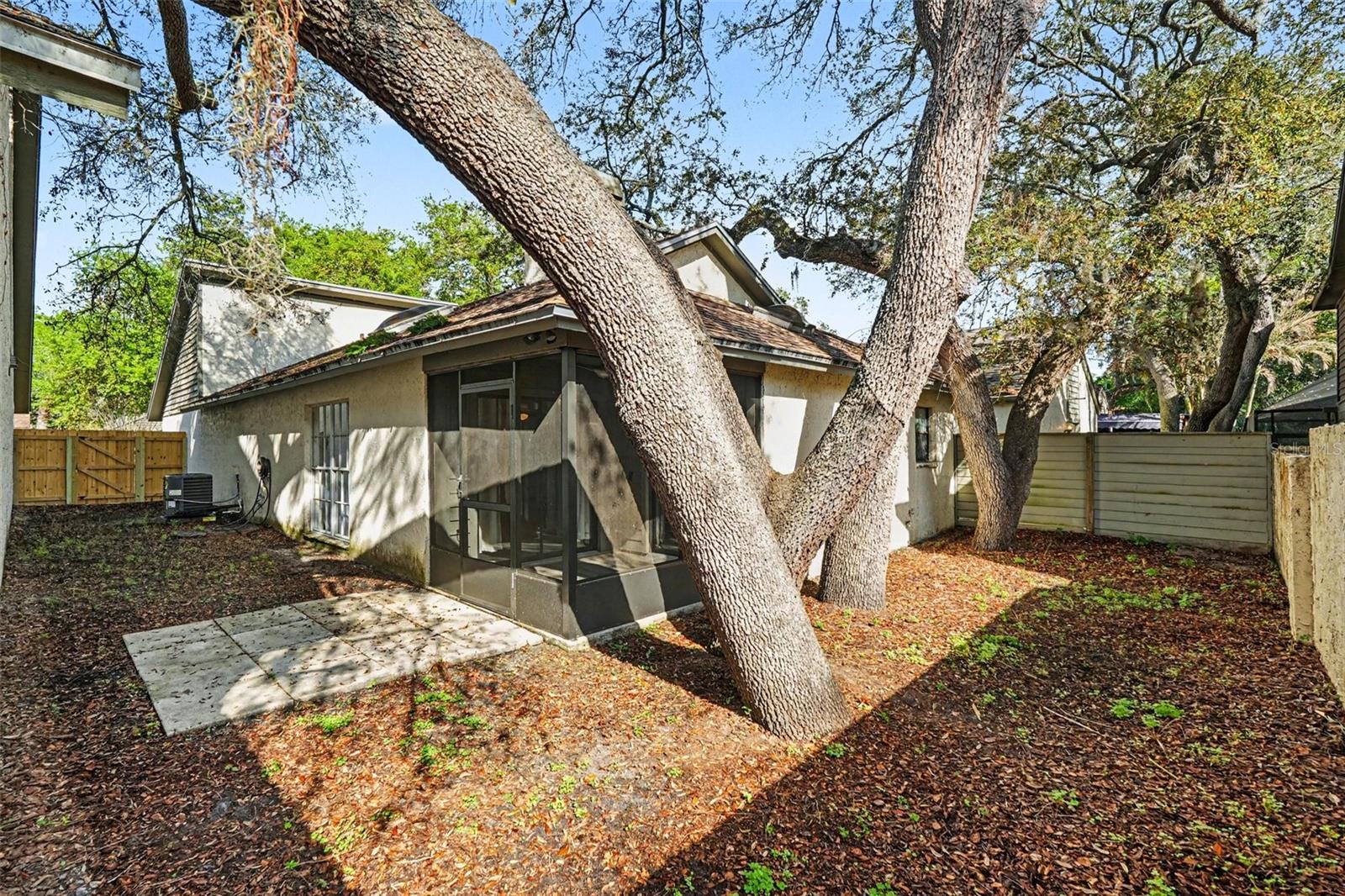 SWEETWATER OAKS II A CONDOMINI - Residential
