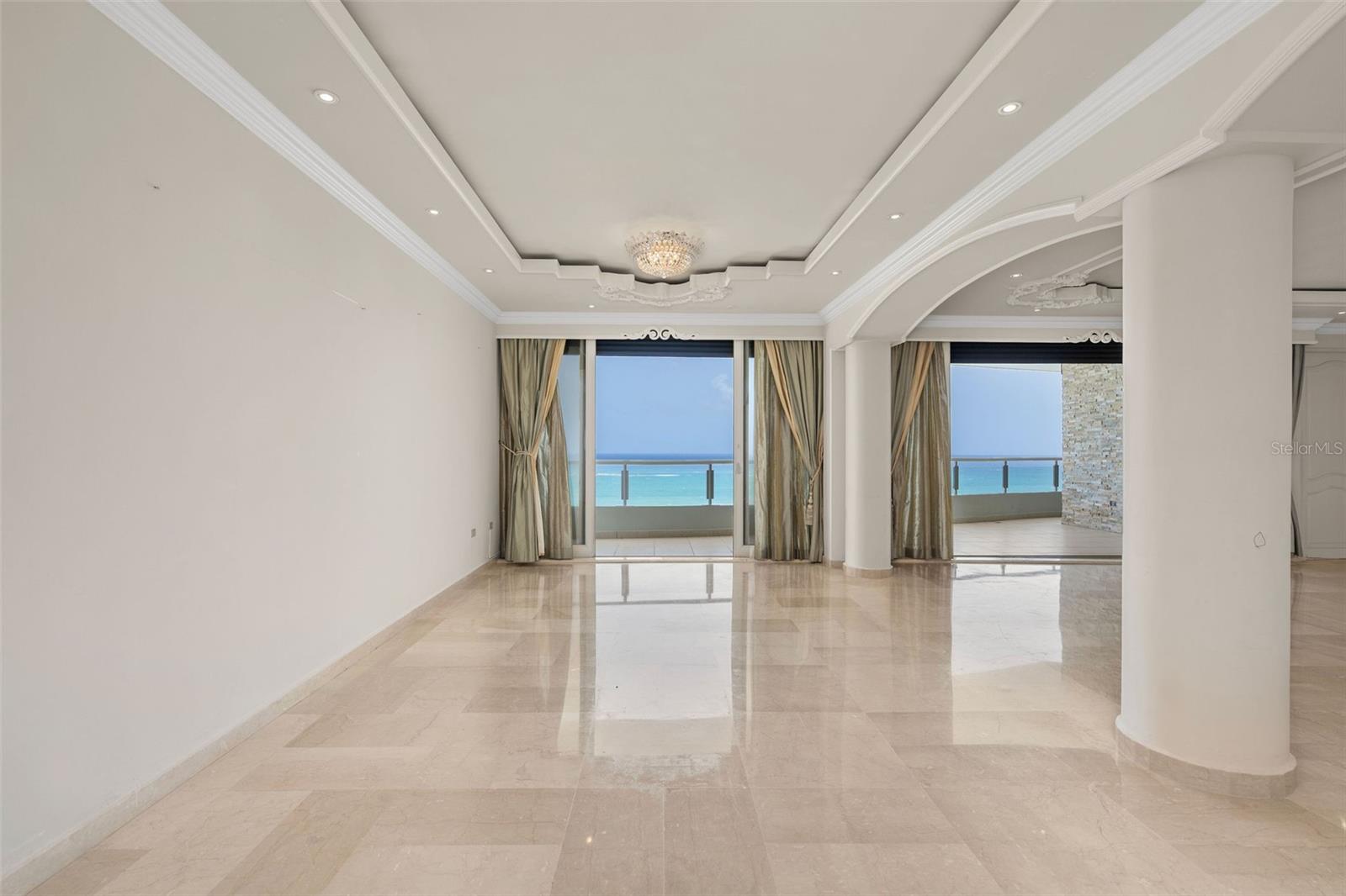 CANDINA REEF - Residential