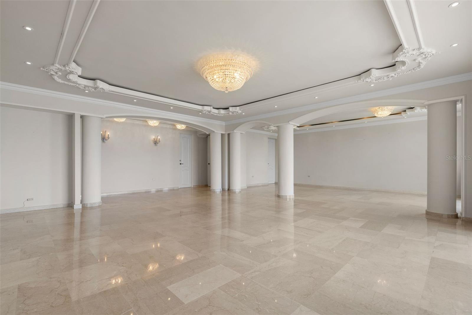 CANDINA REEF - Residential