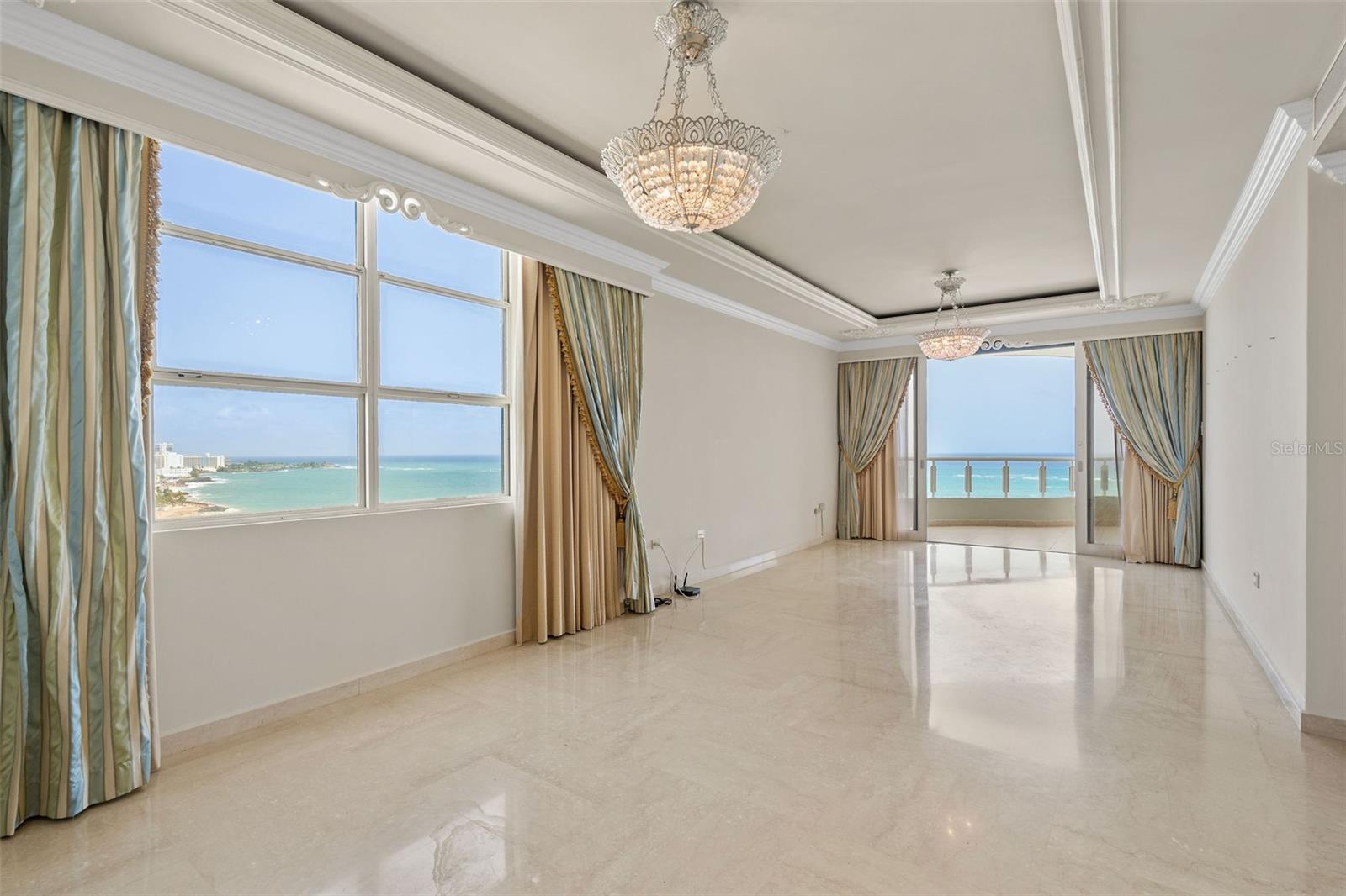 CANDINA REEF - Residential