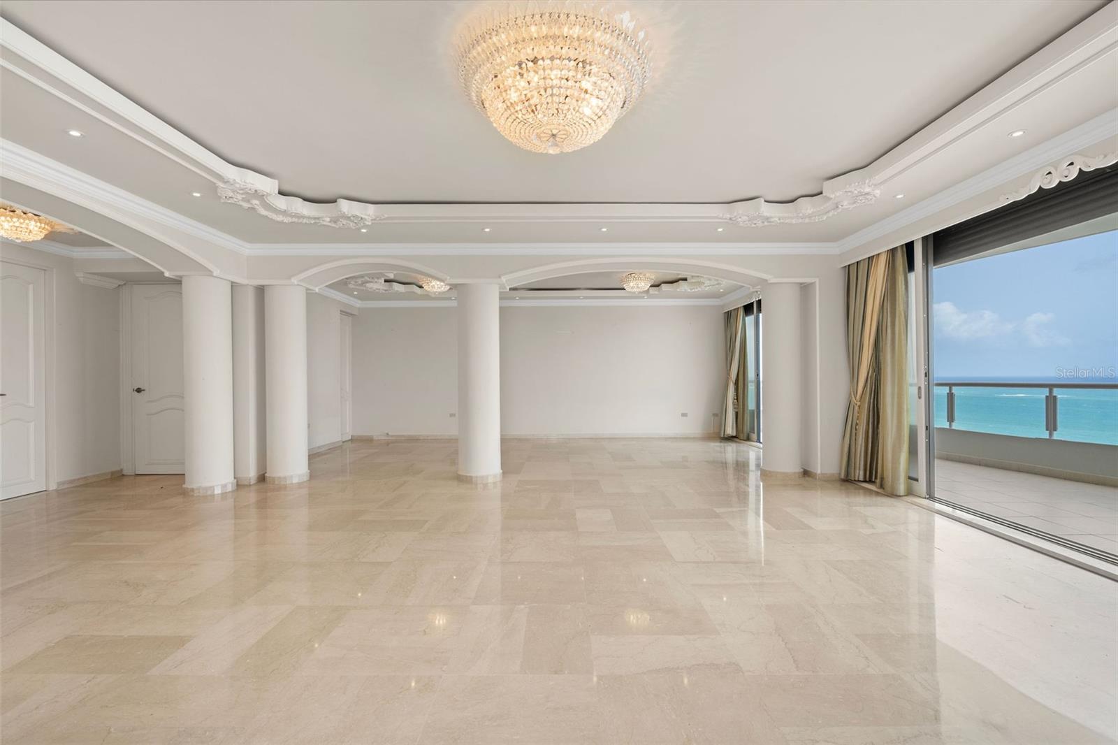 CANDINA REEF - Residential