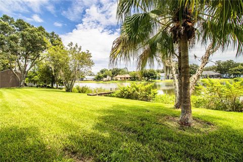 A home in LAKELAND