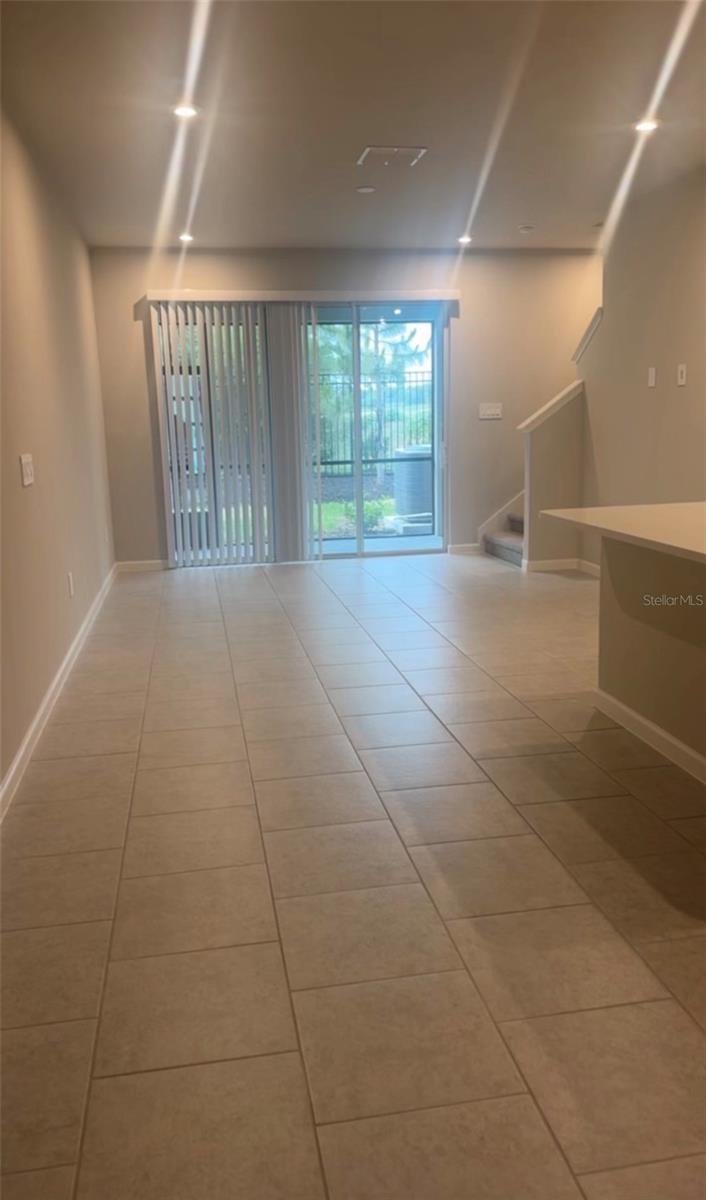 BLOOMINGDALE TOWNES - Residential Lease