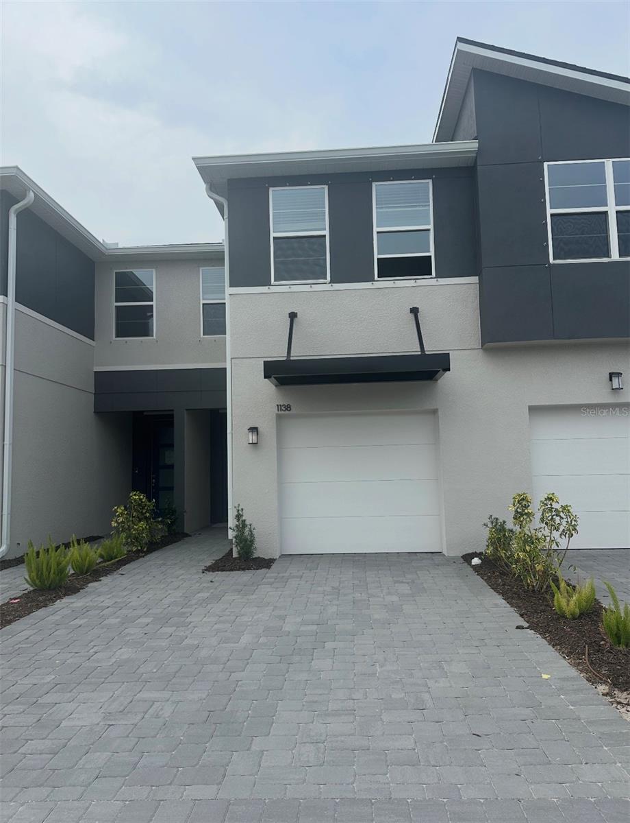 BLOOMINGDALE TOWNES - Residential Lease