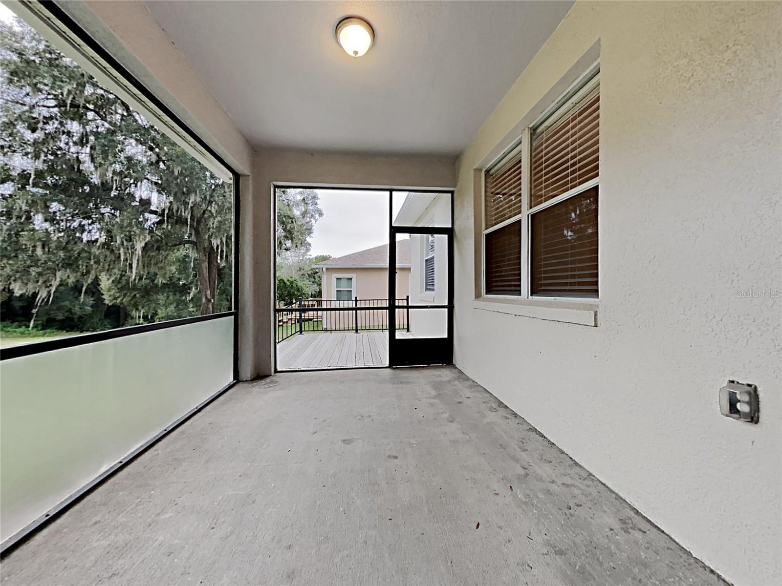 STONEYWOOD PH 11 - Residential