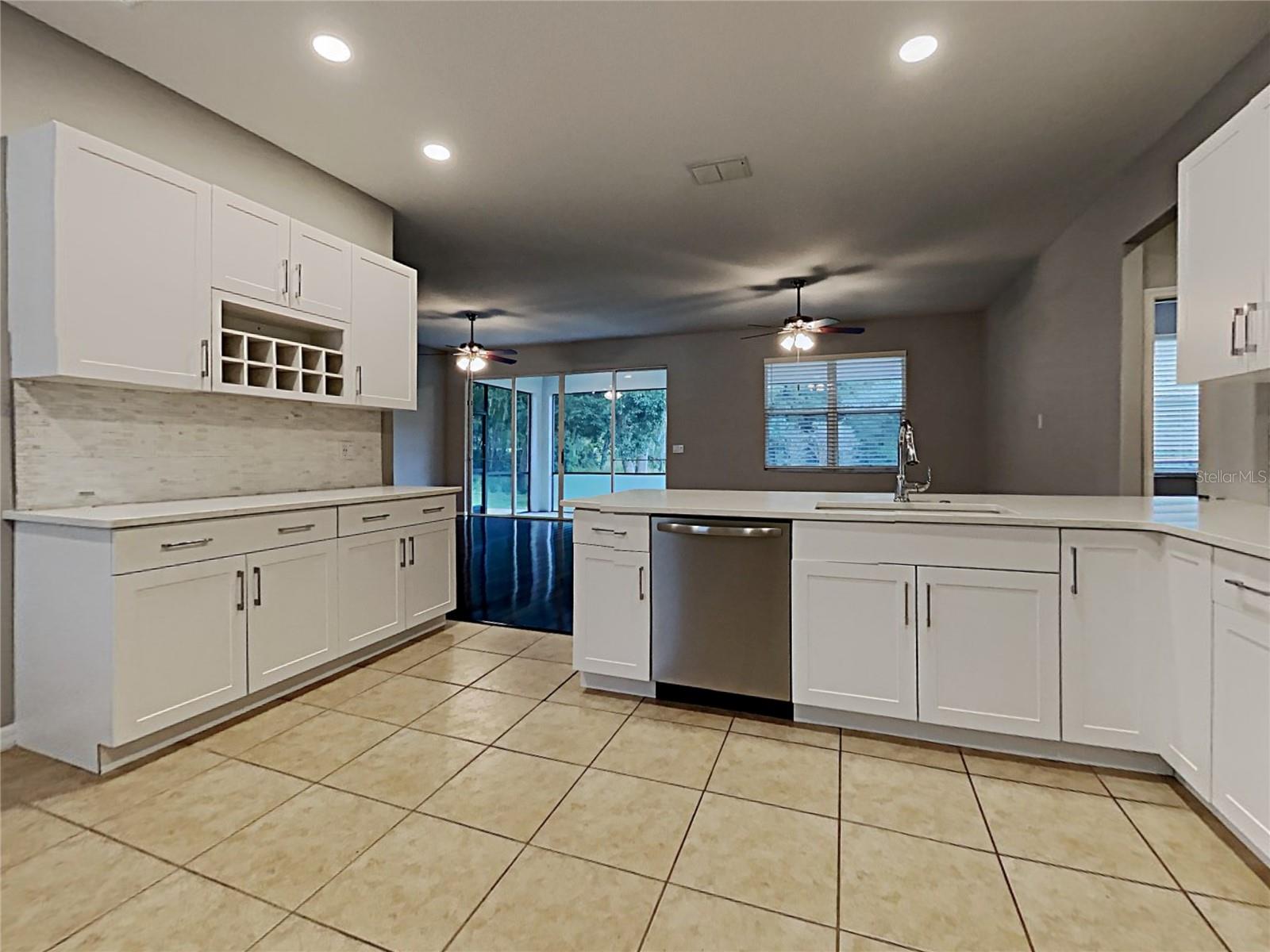 STONEYWOOD PH 11 - Residential