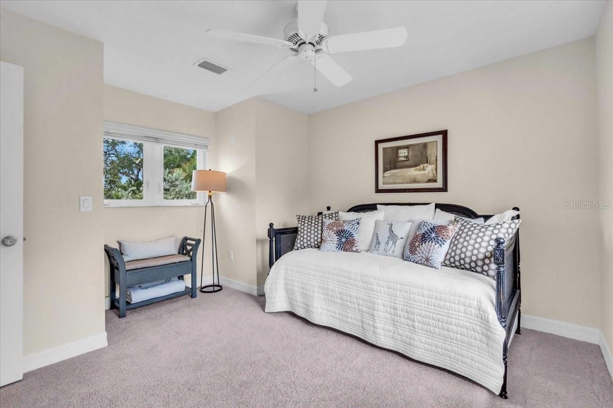 JOHNSON ESTATES - Residential