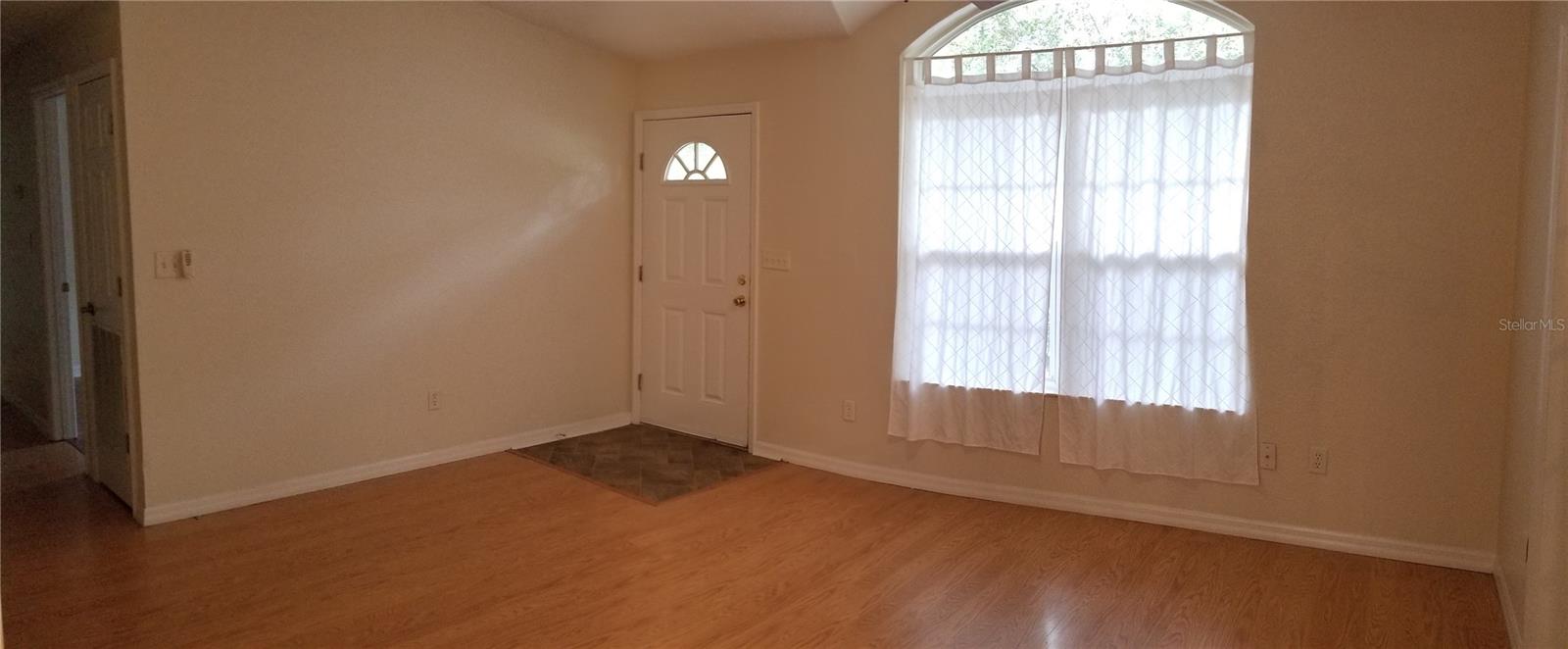 COTTAGE GROVE PARK - Residential Lease