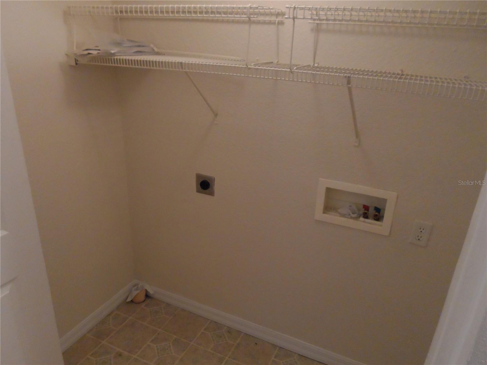 COTTAGE GROVE PARK - Residential Lease