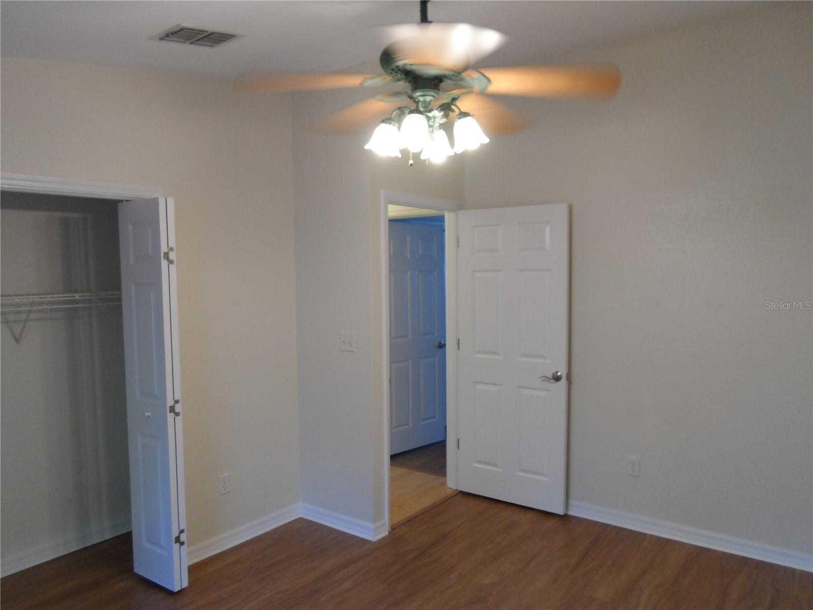 COTTAGE GROVE PARK - Residential Lease