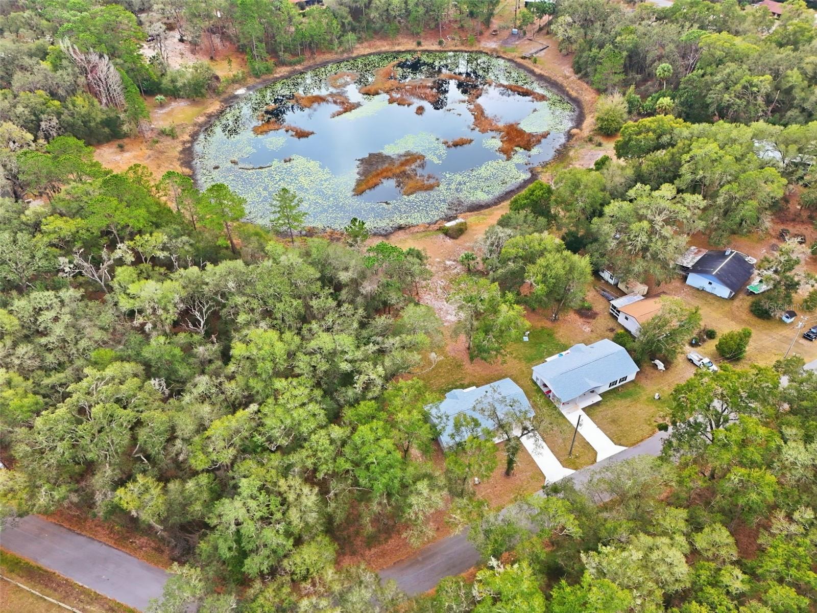 WOODS & LAKES SUB - Residential