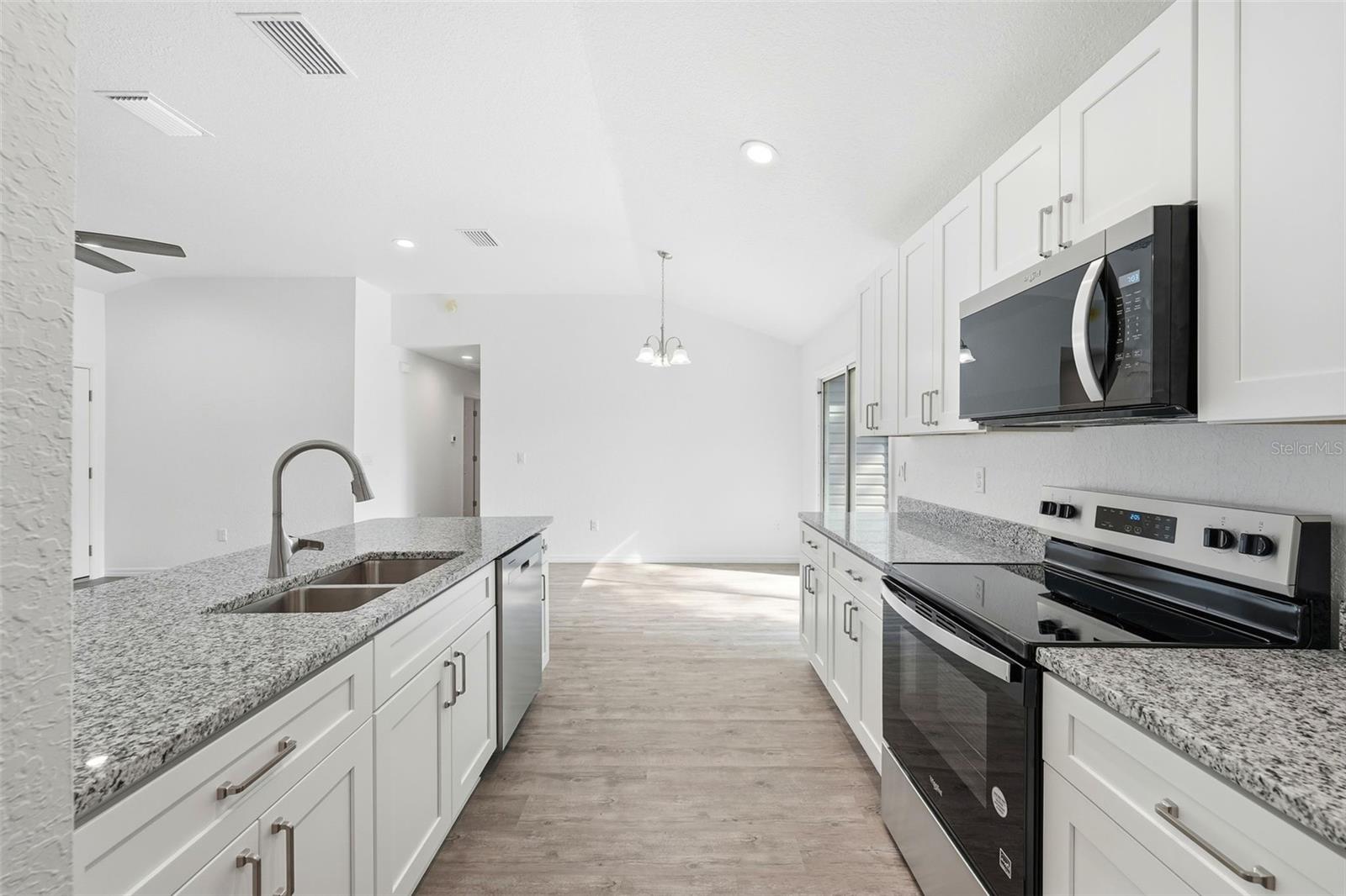 WOODS & LAKES SUB - Residential