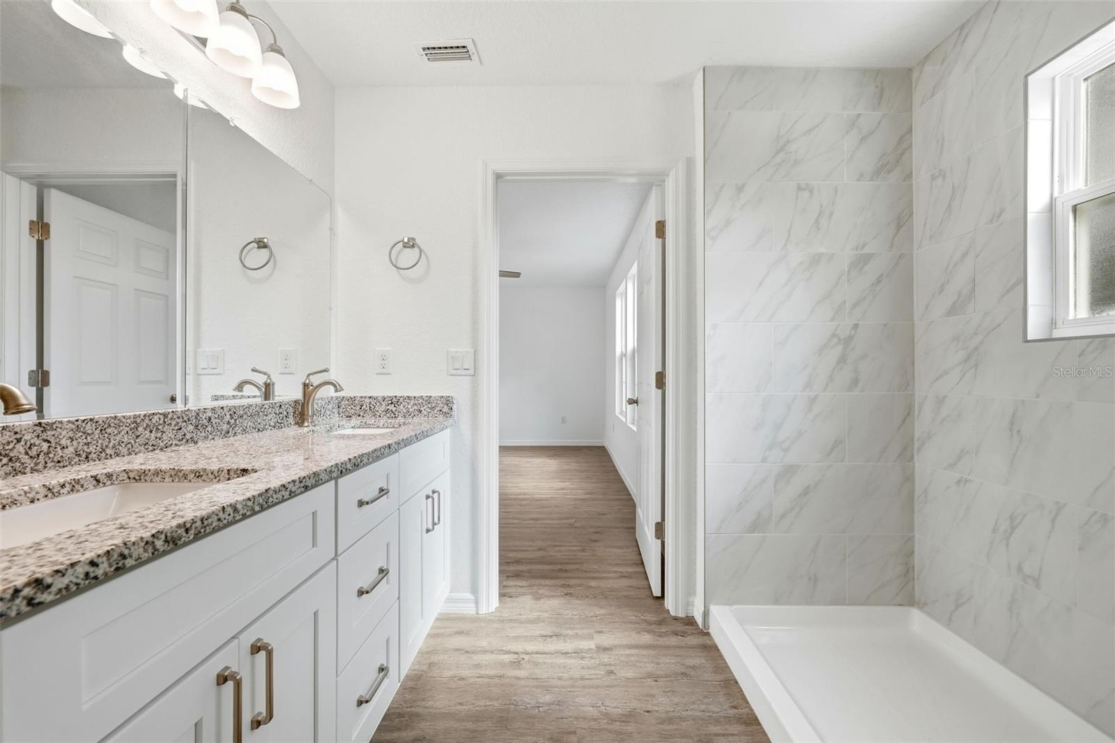 WOODS & LAKES SUB - Residential