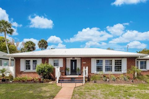 Photo of 1322 Riverside Drive, Titusville, FL 32780 (MLS # O6399923)