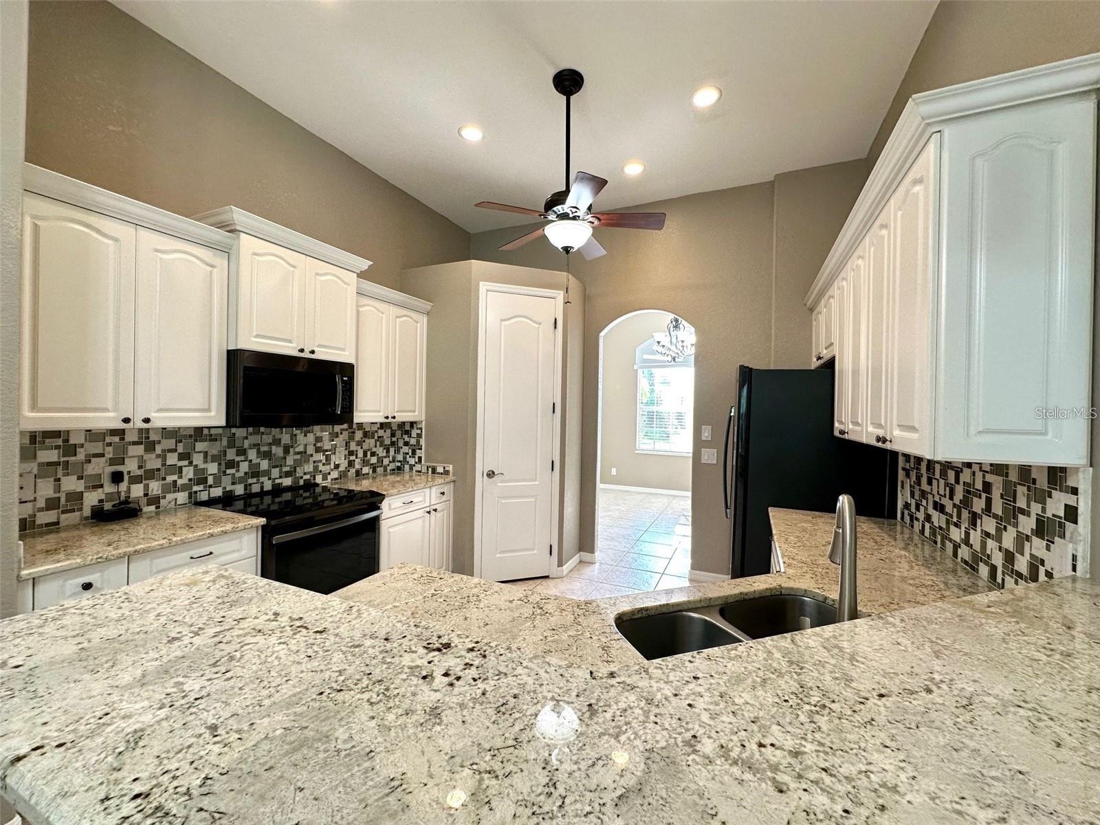 PUNTA GORDA ISLES SEC 20 - Residential Lease