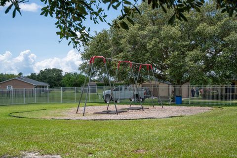 A home in POINCIANA